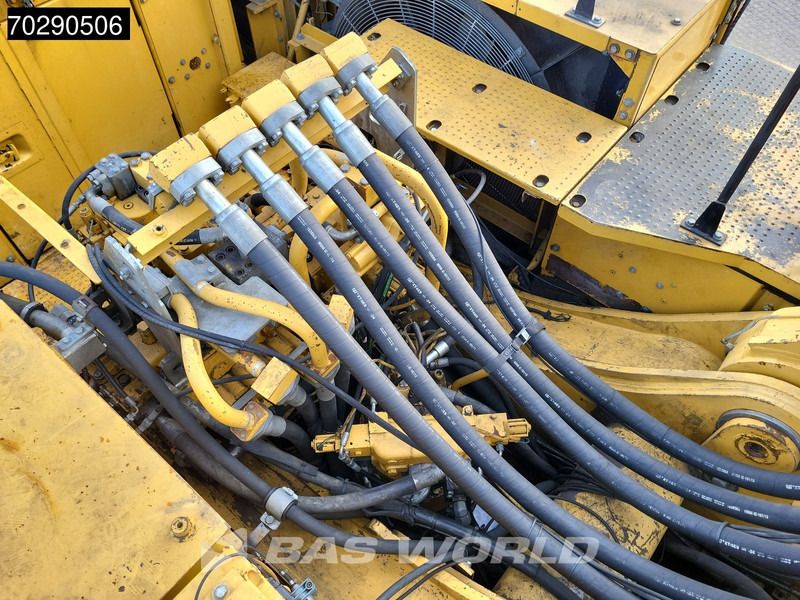 2012 Caterpillar 390 D L Crawler Excavator