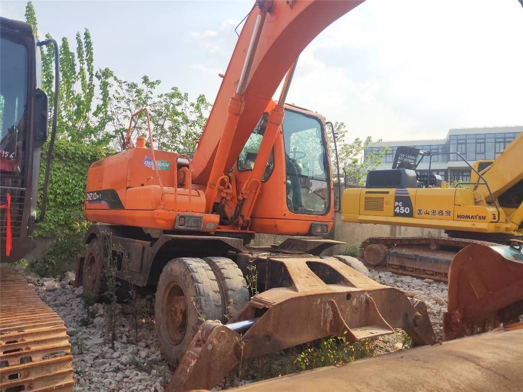 2021 Doosan DH210W-7 Wheel Excavator