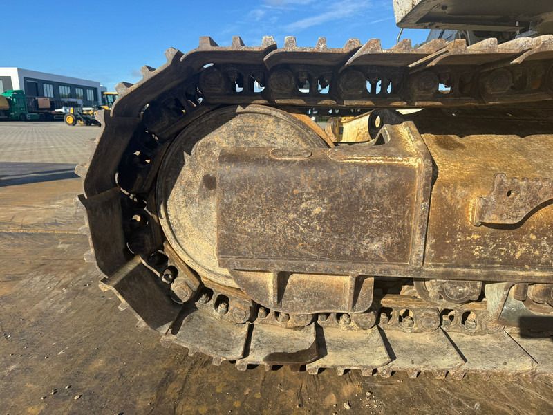2012 Liebherr R936LC Crawler Excavator