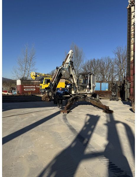 Kaiser X4M TURBOSTAR Walking Excavator