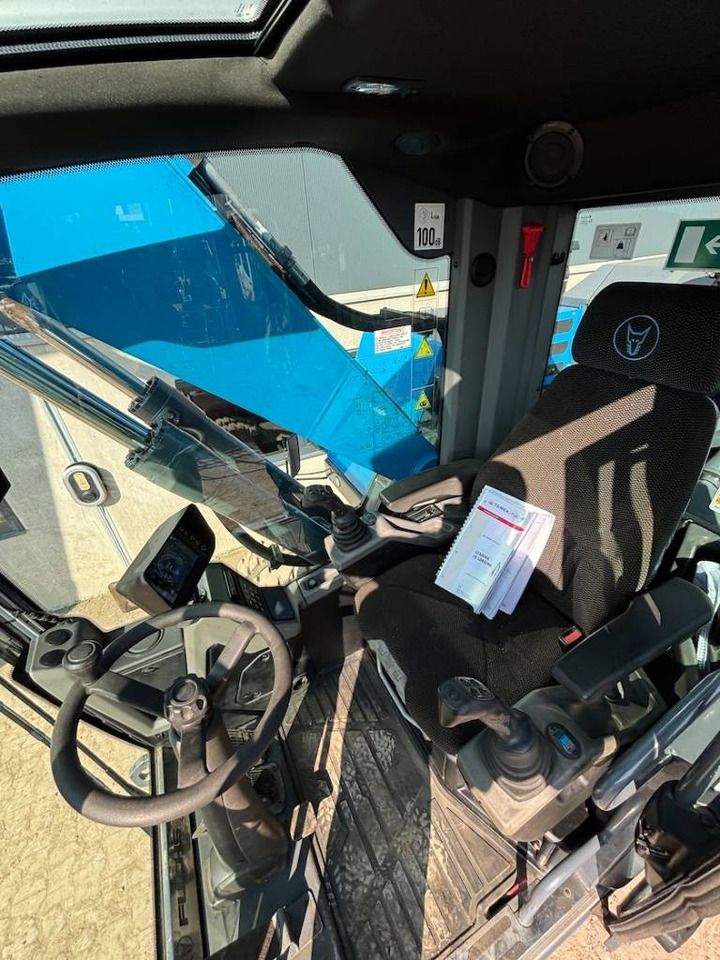 2018 Fuchs MHL320F Material Handler