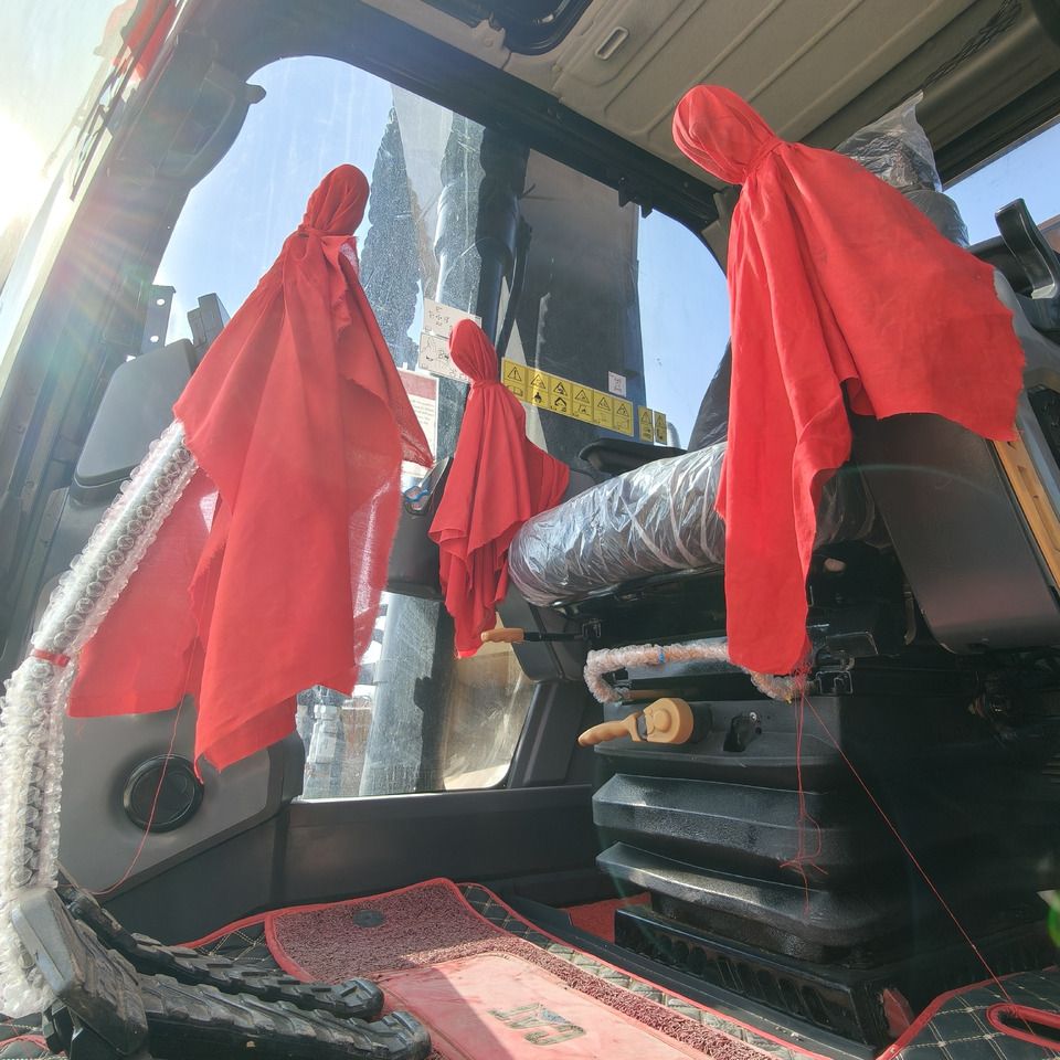 2024 Caterpillar 323GC Crawler Excavator