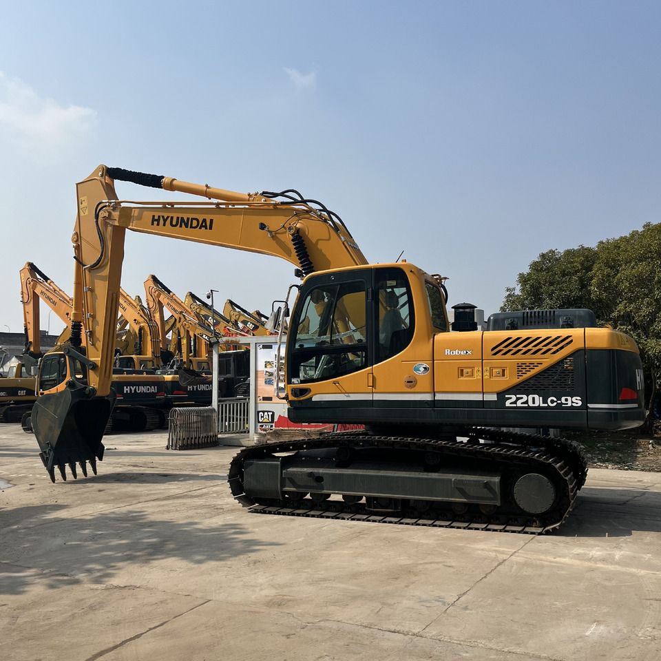 2023 Hyundai R220LC-9S Crawler Excavator