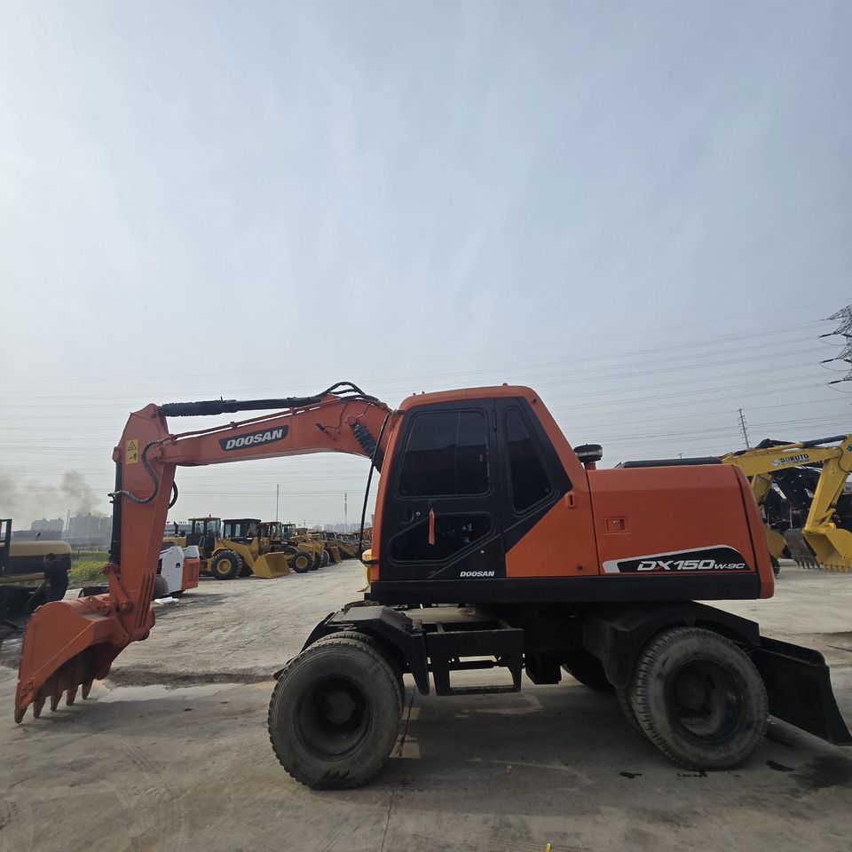 2020 Doosan DX150W Wheel Excavator