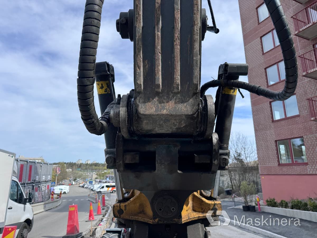 2019 Volvo ECR235EL Crawler Excavator