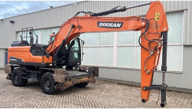 2020 Doosan DX210W-5 Wheel Excavator