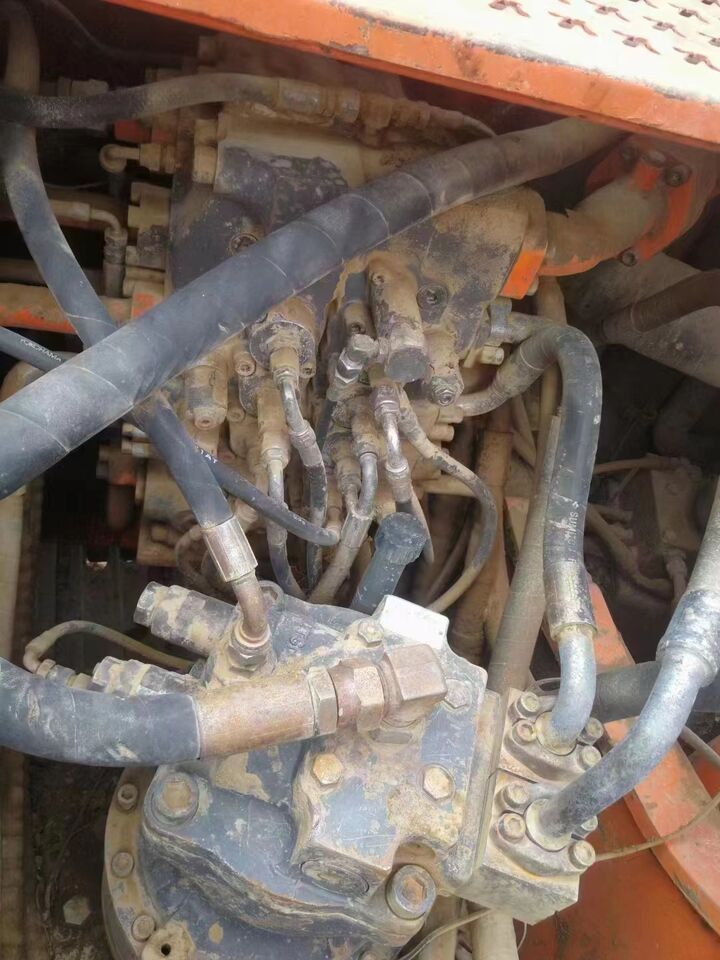 2022 Doosan DX225LC Crawler Excavator