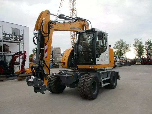 2023 Liebherr A 913 COMPACT G6.0-D LITRONIC Wheel Excavator