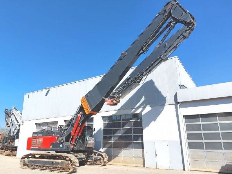 2019 Hitachi KMC600P-6 Demolition Excavator
