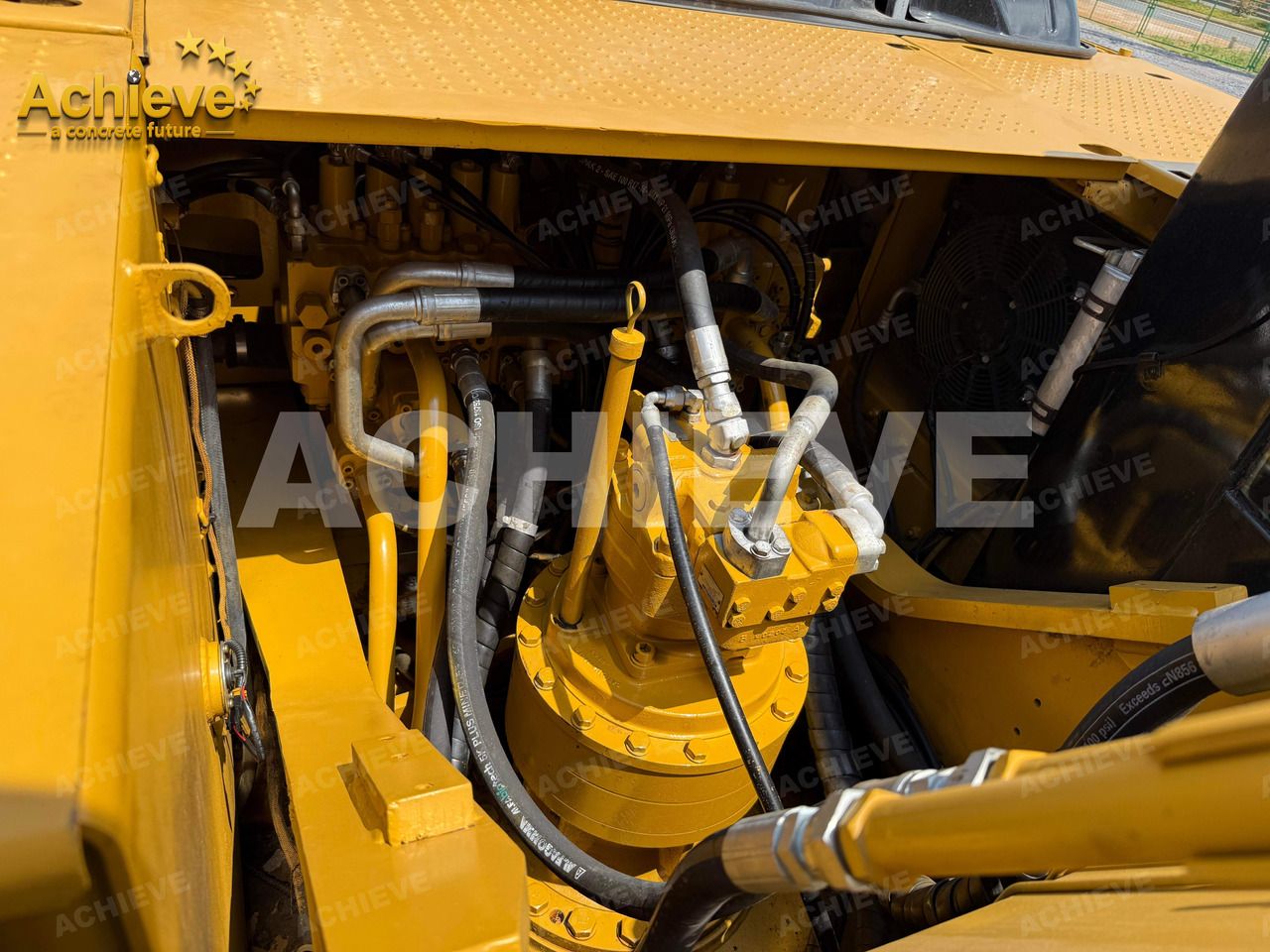 2025 Caterpillar 329D Crawler Excavator