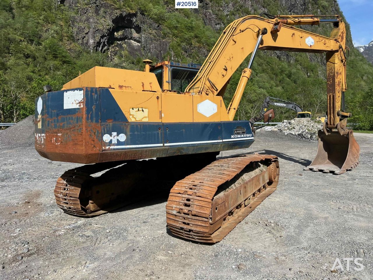 1998 Komatsu PC200-3 Crawler Excavator