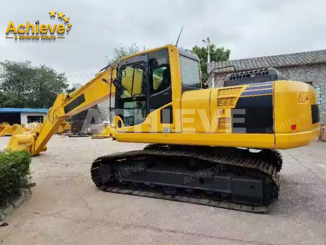 2024 Komatsu PC200-8 Crawler Excavator