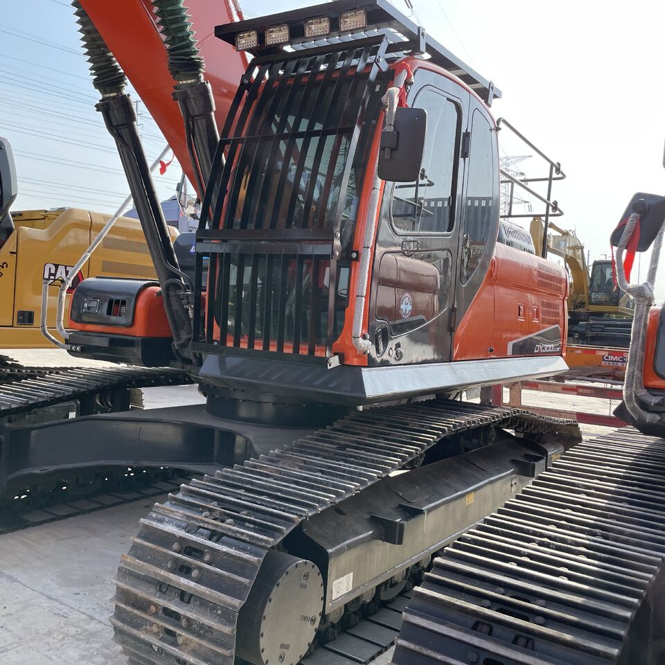 Doosan DX300 Crawler Excavator