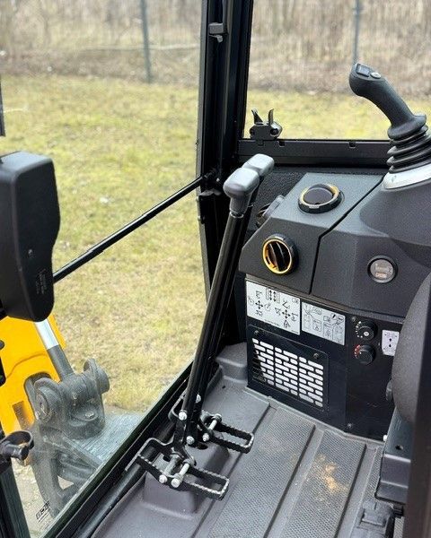 2022 JCB 19C-1 Mini Excavator