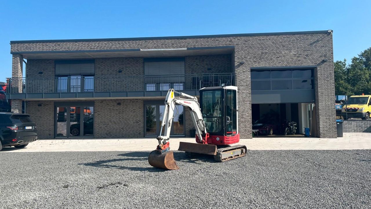 2018 Takeuchi TB23R Mini-excavator