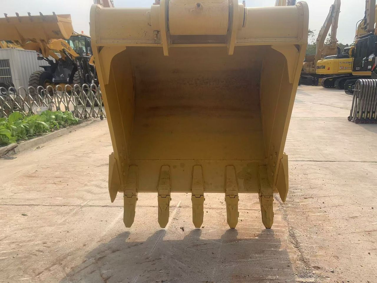 2020 Komatsu PC300 Crawler Excavator