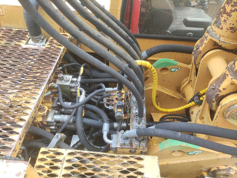 1992 Caterpillar 214 B Wheel Excavator