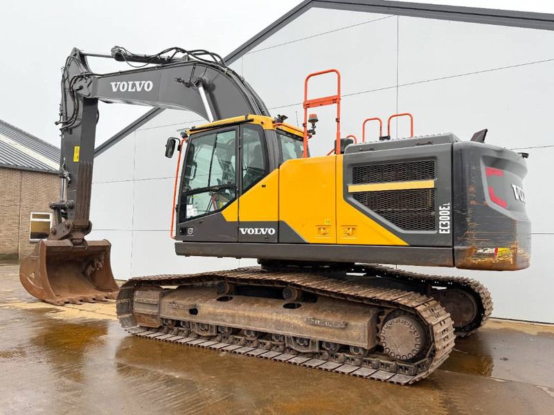 Volvo EC300EL – Hammer Lines / Quick Coupler / Camera (2020)