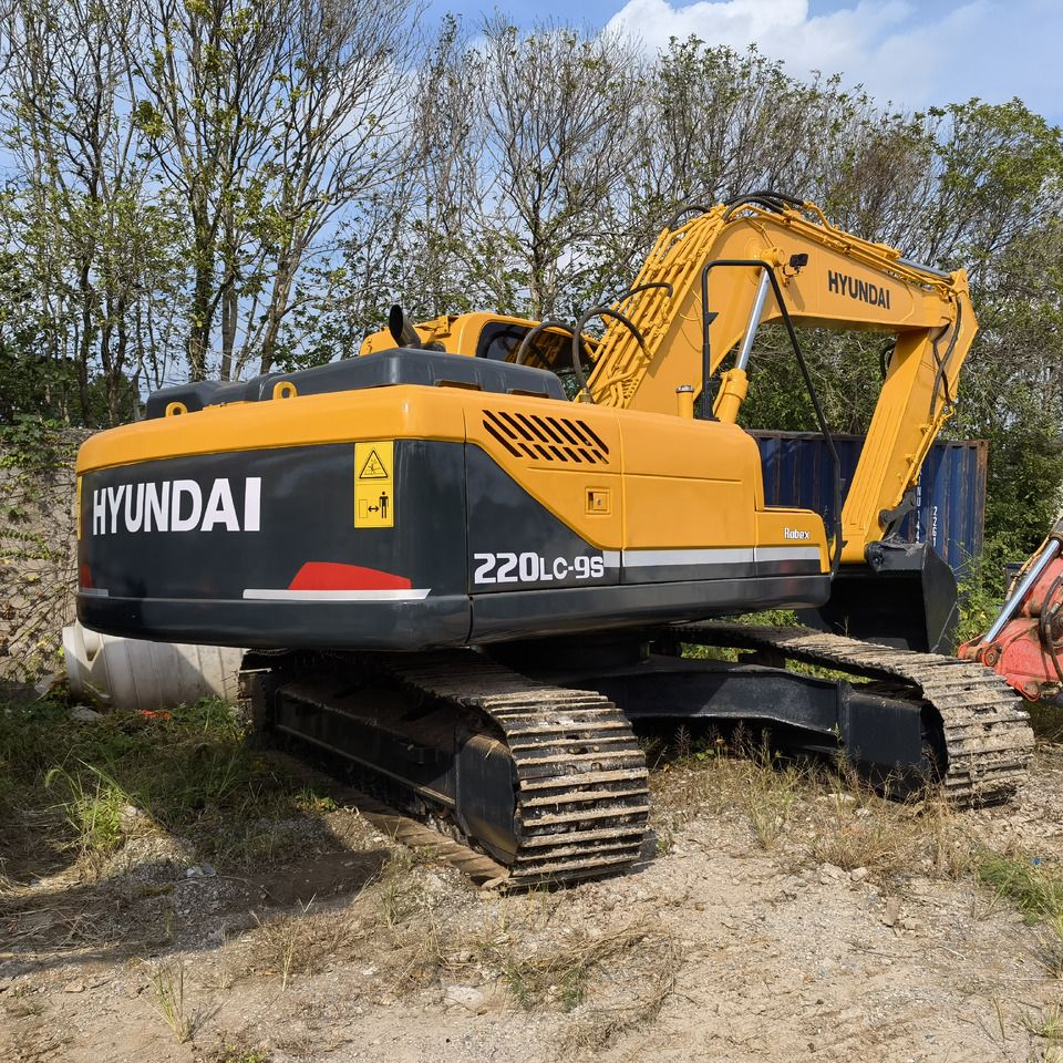 2023 Hyundai R220LC-9 Crawler Excavator