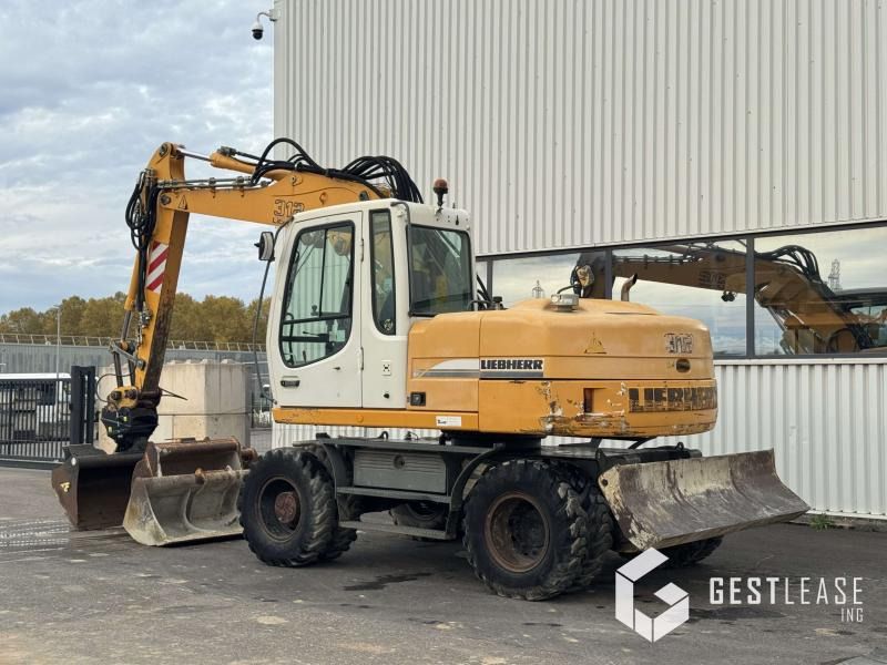 2004 Liebherr A312 Wheel Excavator