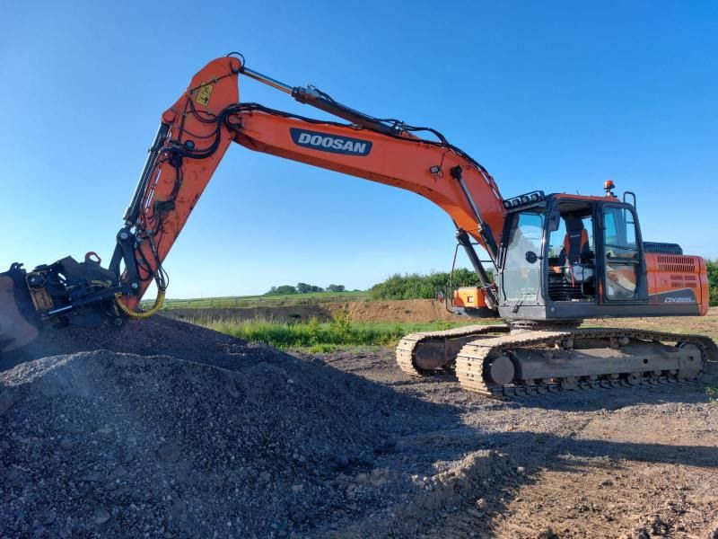 2021 Doosan DX225LC-5 Crawler Excavator