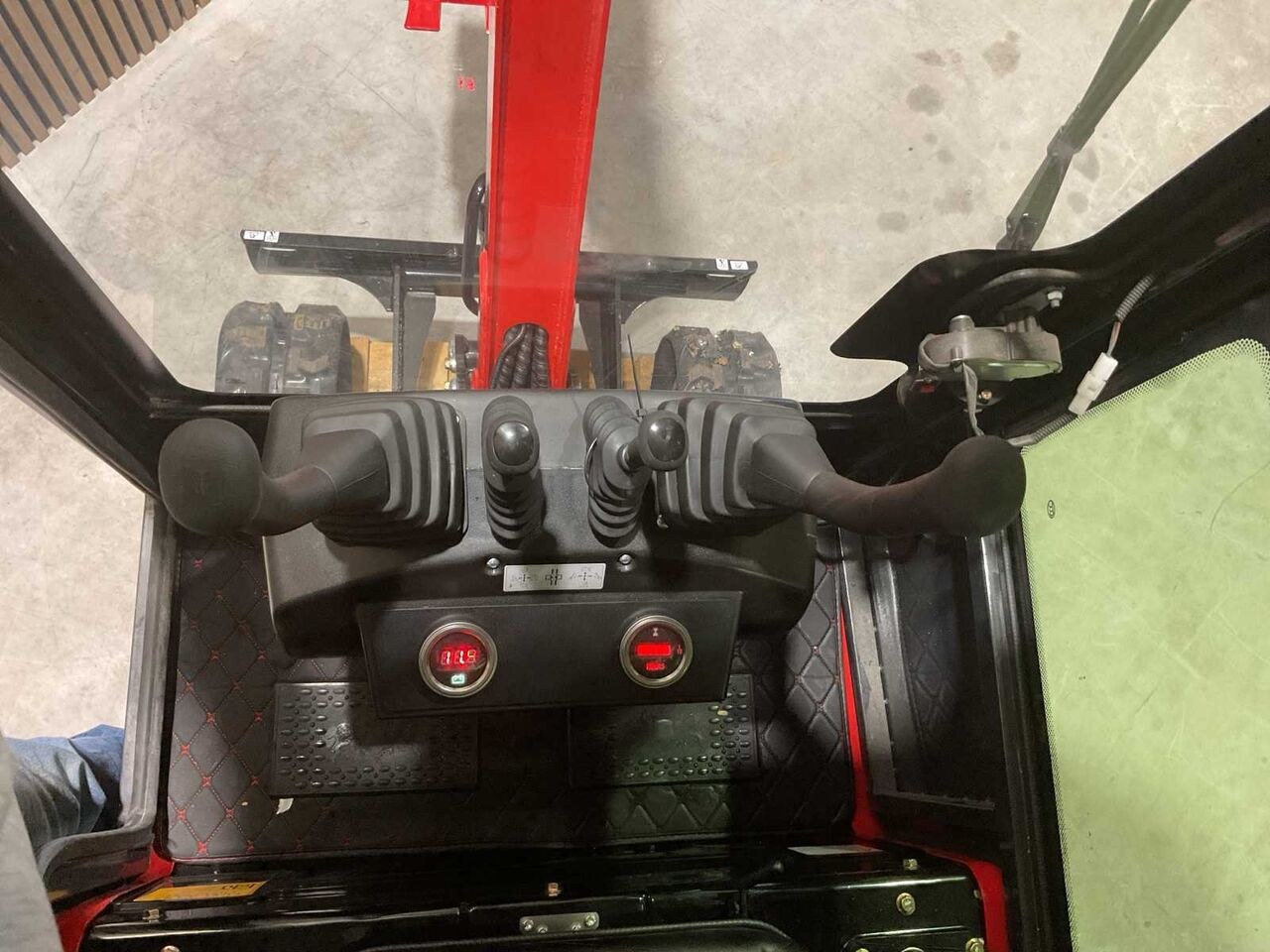 2025 Rhino-Cross R319 Mini Excavator