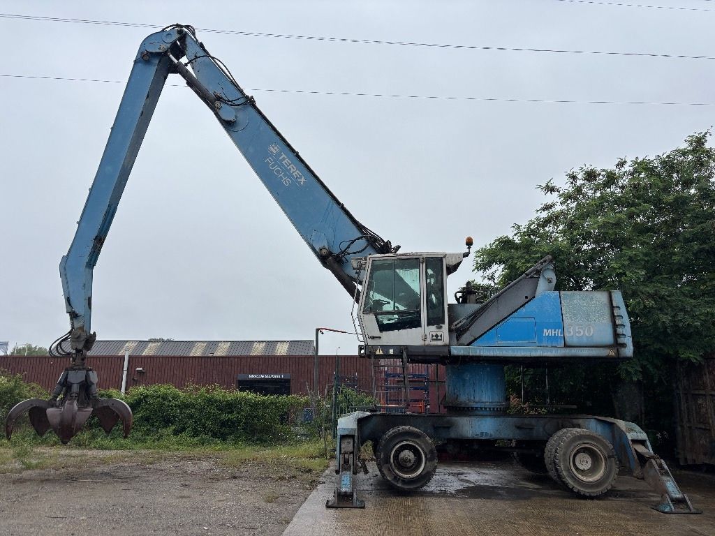 2011 Fuchs MHL350D Material Handler