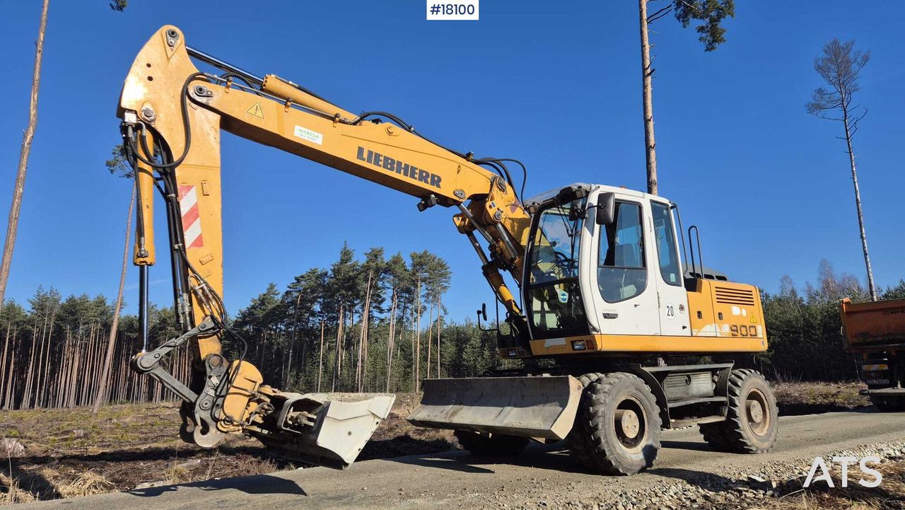 2007 Liebherr A900C Wheel Excavator