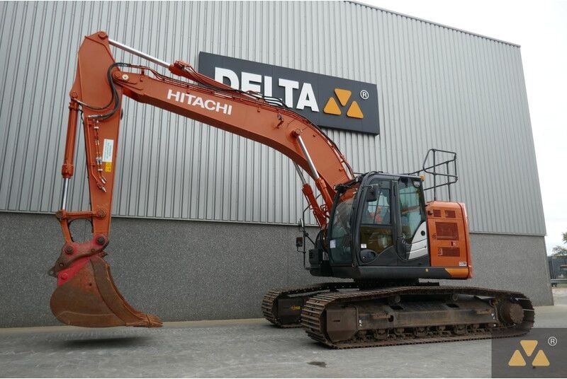 2021 Hitachi ZX225USLC-6 Crawler Excavator
