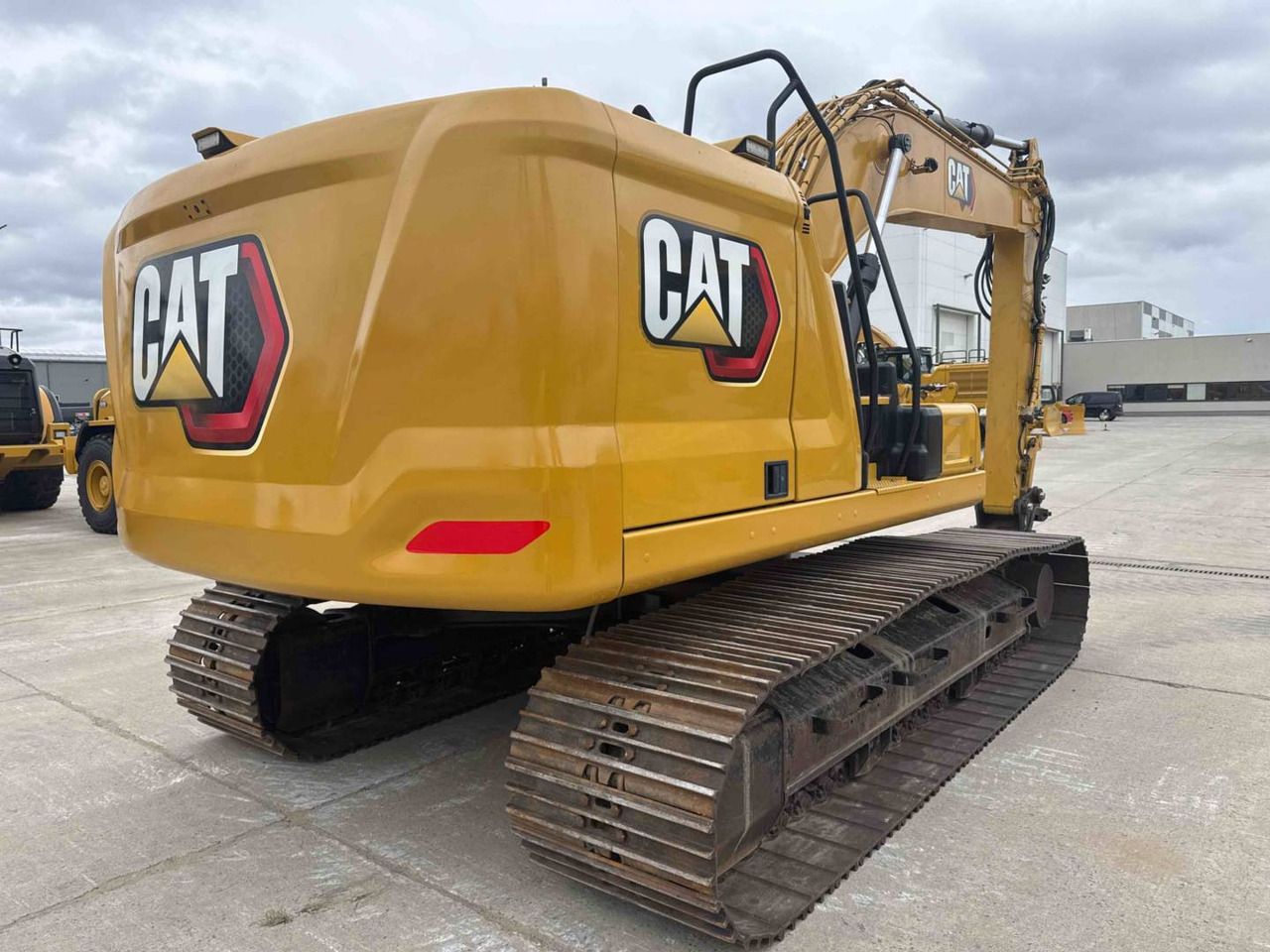 2022 Caterpillar 323 Crawler Excavator