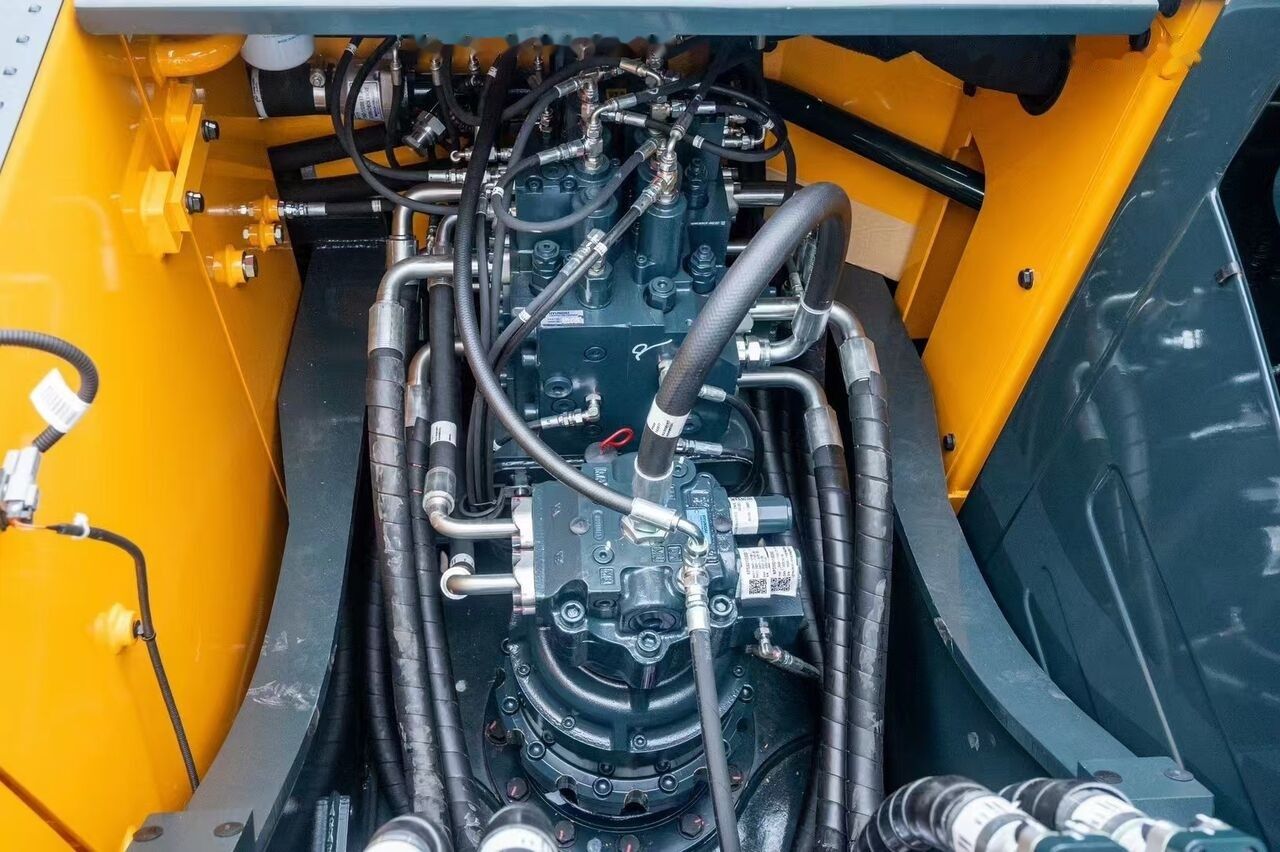 2026 Hyundai HX220L Crawler Excavator