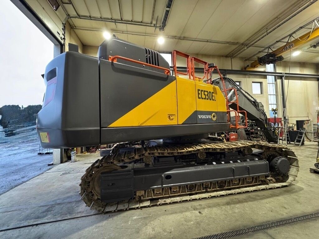 2023 Volvo EC530EL Crawler Excavator