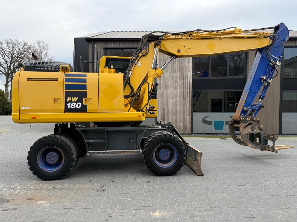 2018 Komatsu PW180-10 Wheel Excavator
