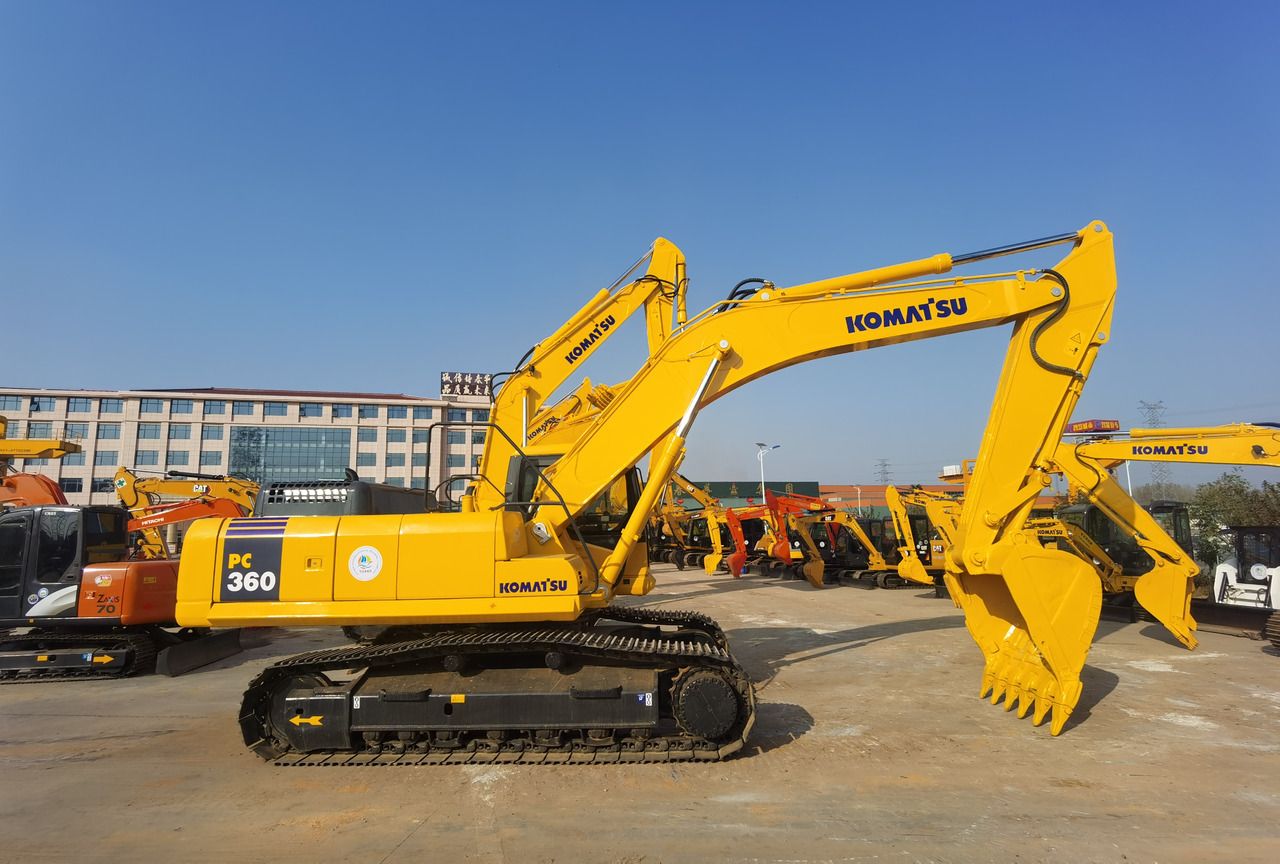 2020 Komatsu PC360 Crawler Excavator