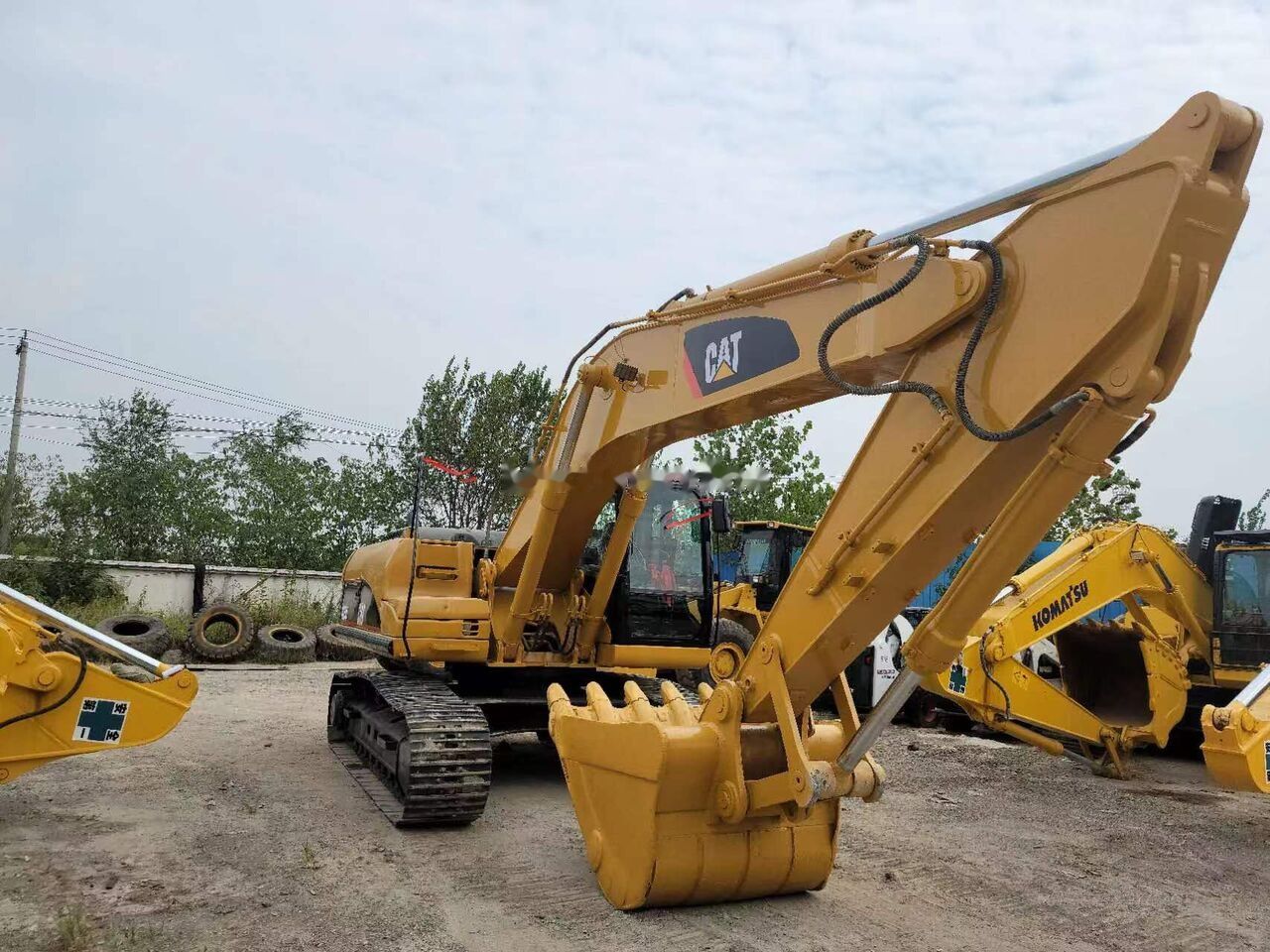 2018 Caterpillar 325D Crawler Excavator