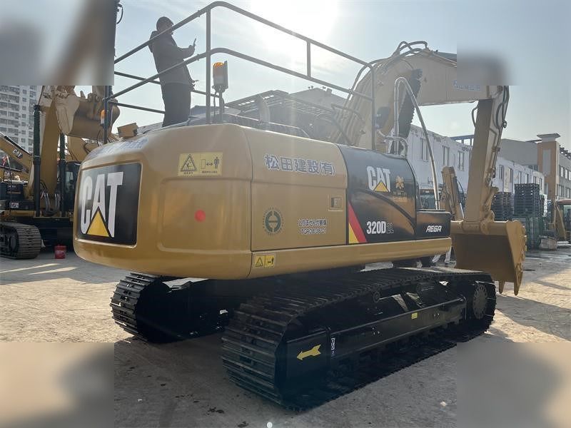 2018 Caterpillar 320D2 Crawler Excavator