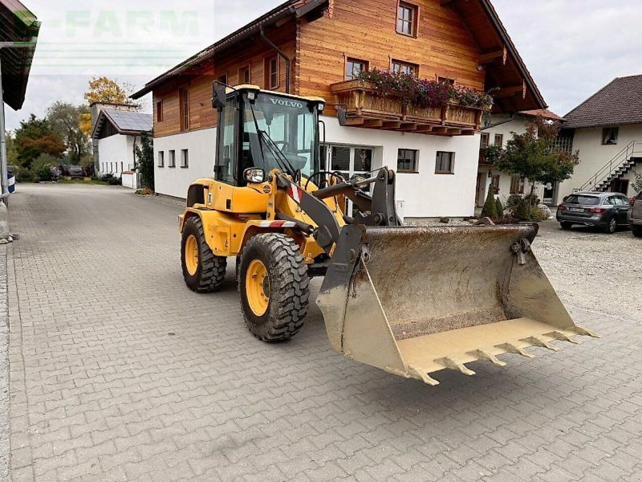 2017 Volvo L30G Mini Excavator