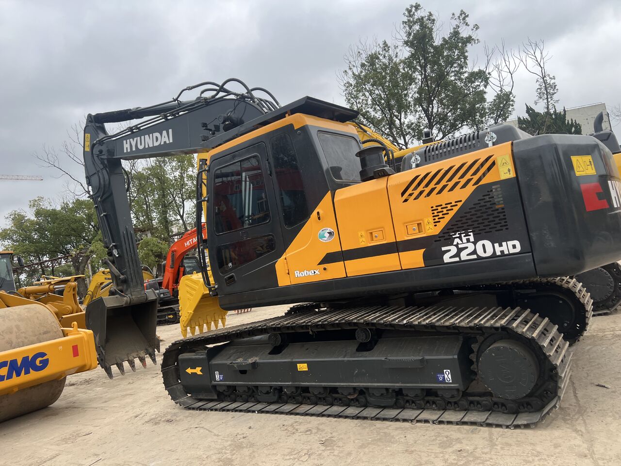 2026 Hyundai HX220HD Crawler Excavator