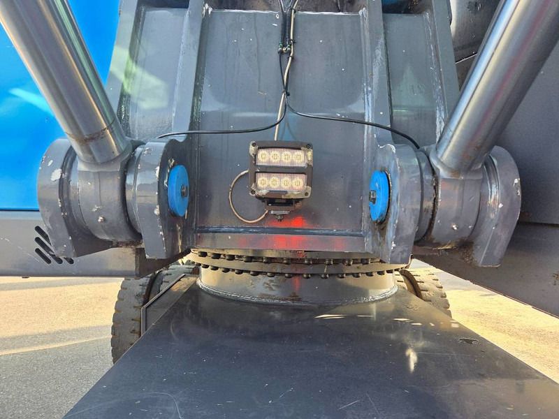 2017 Fuchs MHL350F Material Handler