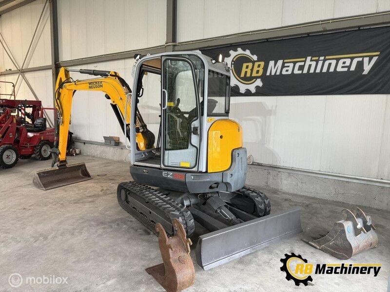 2014 Wacker Neuson EZ38