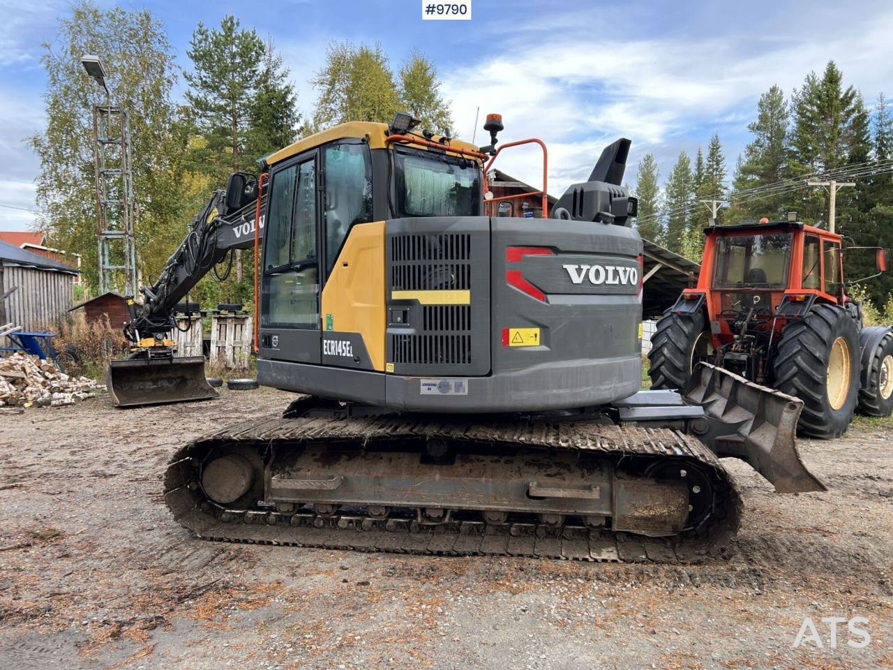 2017 Volvo ECR145EL Crawler Excavator