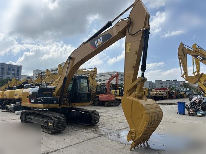2023 Caterpillar 320D Crawler Excavator