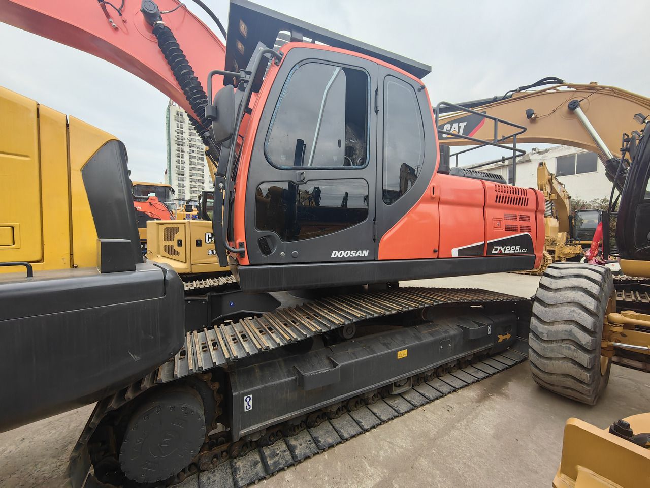 2024 Doosan DX225LCA Crawler Excavator