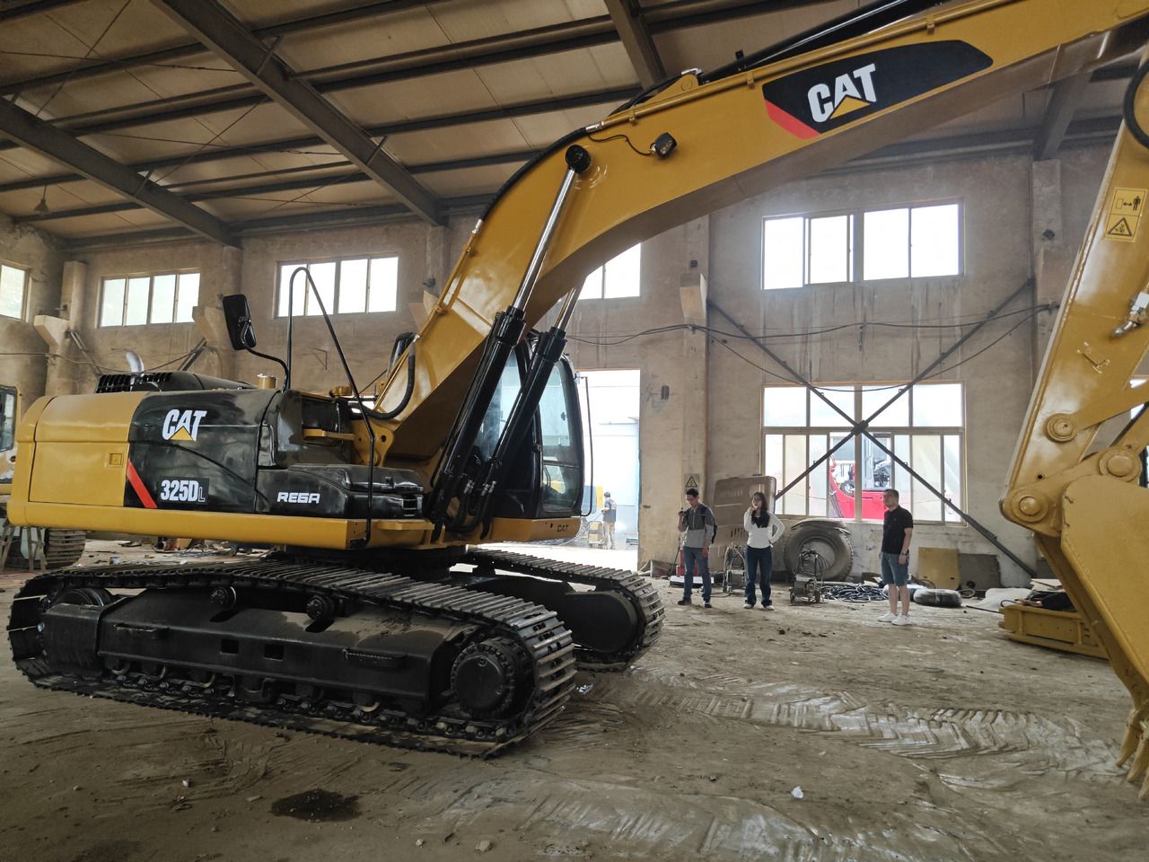 Caterpillar 325D Crawler Excavator