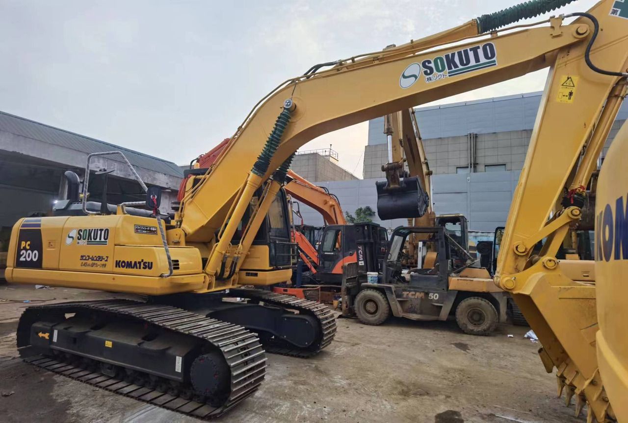 2023 Komatsu PC210 Crawler Excavator