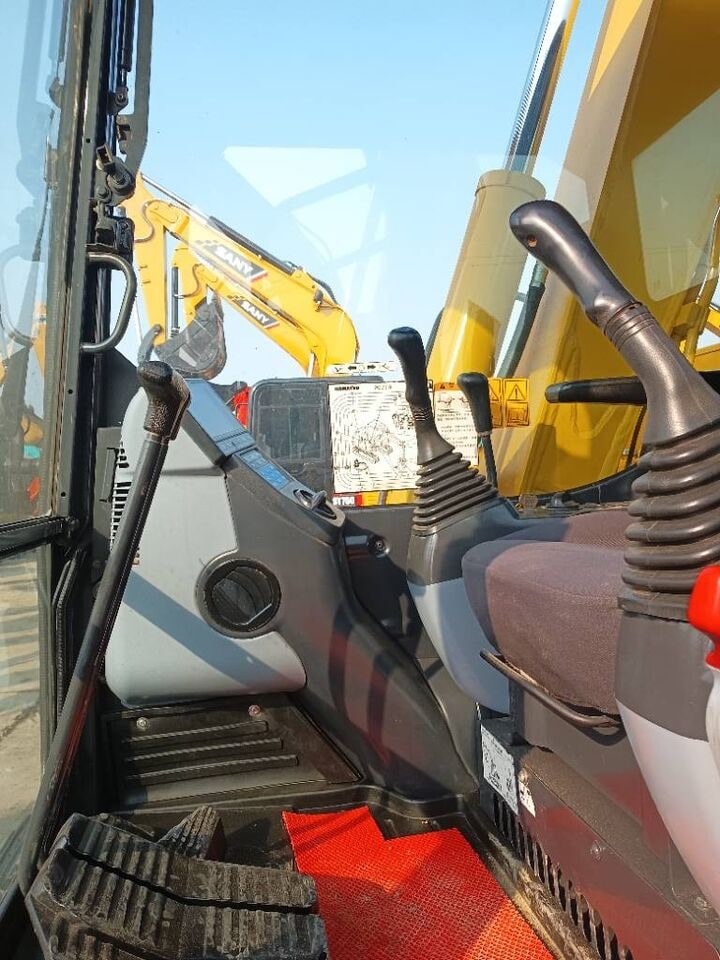 2025 Komatsu PC70 Crawler Excavator
