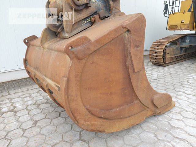 2019 Caterpillar 390FL Crawler Excavator