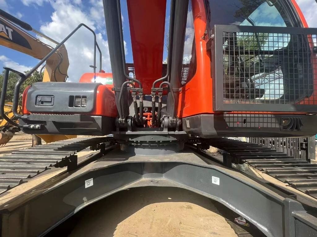 2024 Doosan DX225LC-9C Crawler Excavator