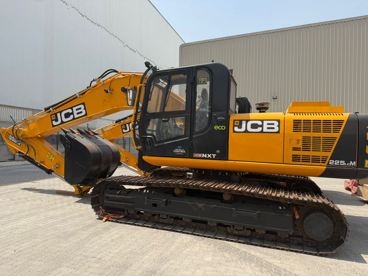2025 JCB 225 Crawler Excavator