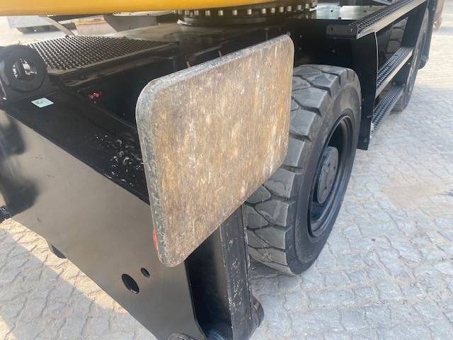 2024 Caterpillar MH3022-07D Material Handler
